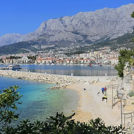 With Parking Space - 6909 Apartman Makarska