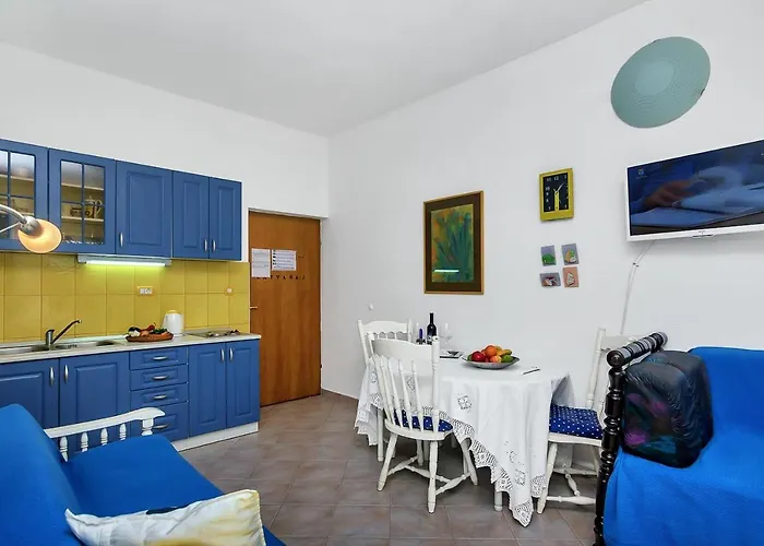 With Parking Space - 6909 Apartman