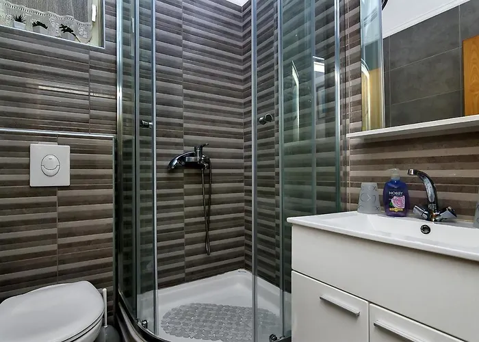 Apartman With Parking Space - 6909